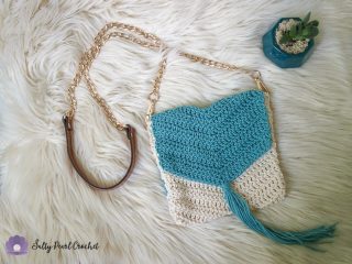 31 Free Crochet Crossbody Bag Patterns • Made From Yarn
