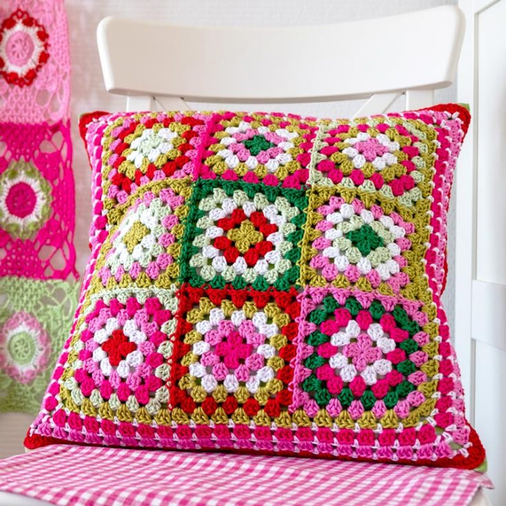 granny square cushion pattern