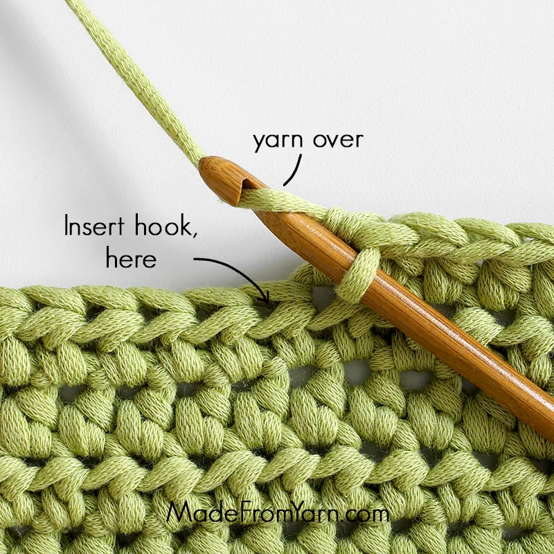 how to crochet hdc, step 1