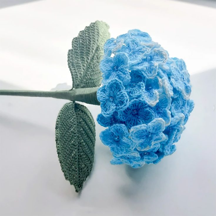 The hydrangea represents gratitude, grace, and beauty. Learn how to make some gorgeous hydrangeas with this tutorial. They look so realistic, and they'll never wilt on you!