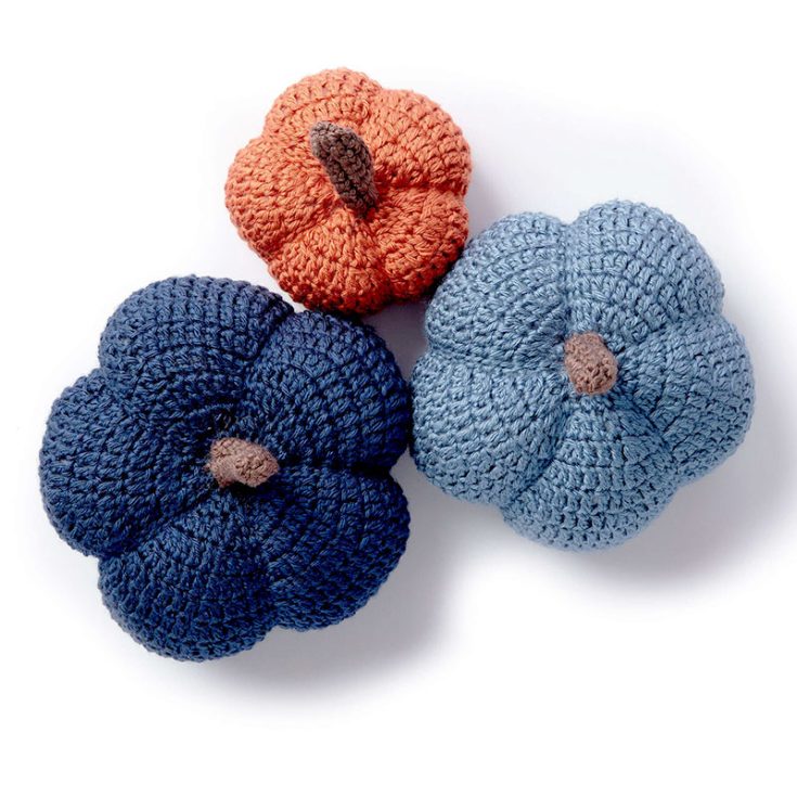 These pumpkins ready to be harvested, from the top they look like flowers. These lovable tributes to the real thing perfectly adorn any harvest table.