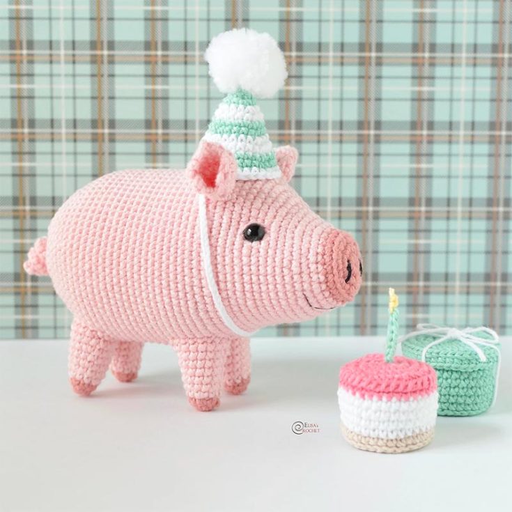 This birthday piglet would make a wonderful gift for someone's birthday especially if they have a penchant for pigs.