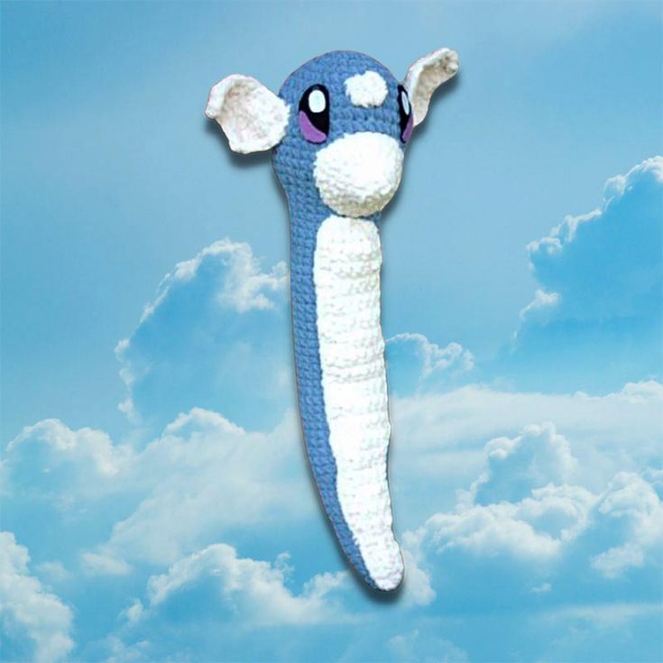 This life-size Dratini is a great cuddle partner and makes a good pillow in long car rides! Enjoy crocheting him because we know you will.