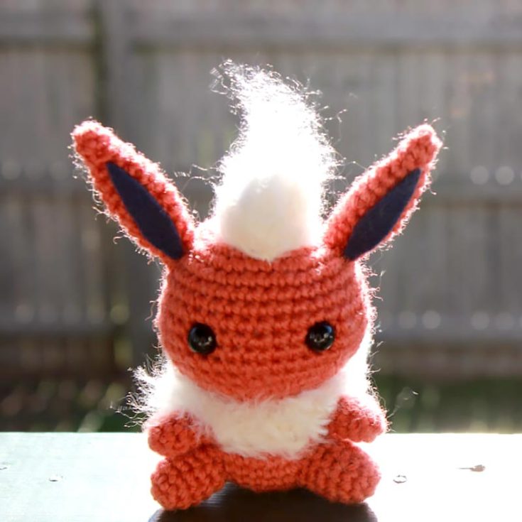 This Flareon crochet pattern is incredible; it appears to be torching up into a flame!