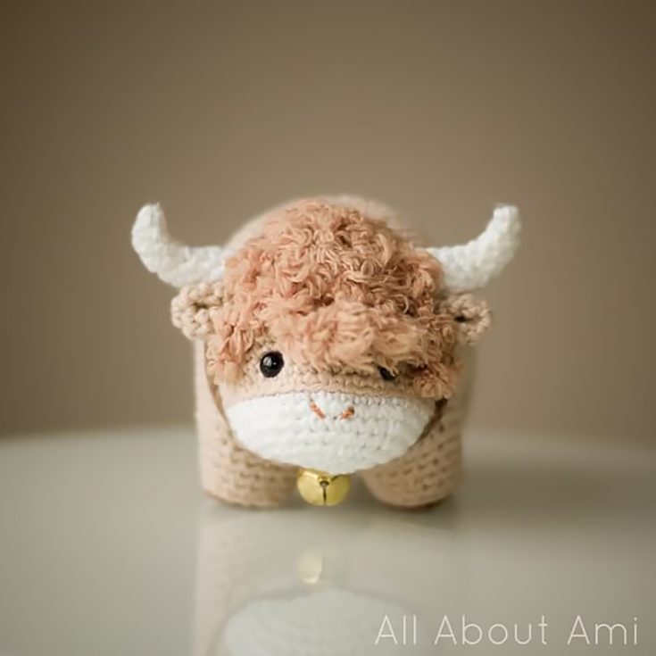 Celebrate the Chinese New Year with the 'Chinese New Year Ox' crochet pattern from All About Ami! This festive and adorable amigurumi pattern allows you to create your own charming ox, symbolizing strength and prosperity. This color choice is absolutely stunning as well.