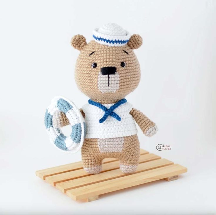 What's cuter than a teddy bear roleplaying as a sailor bear? It's a lovely and sweet teddy crochet pattern that even beginners will find a breeze to do.