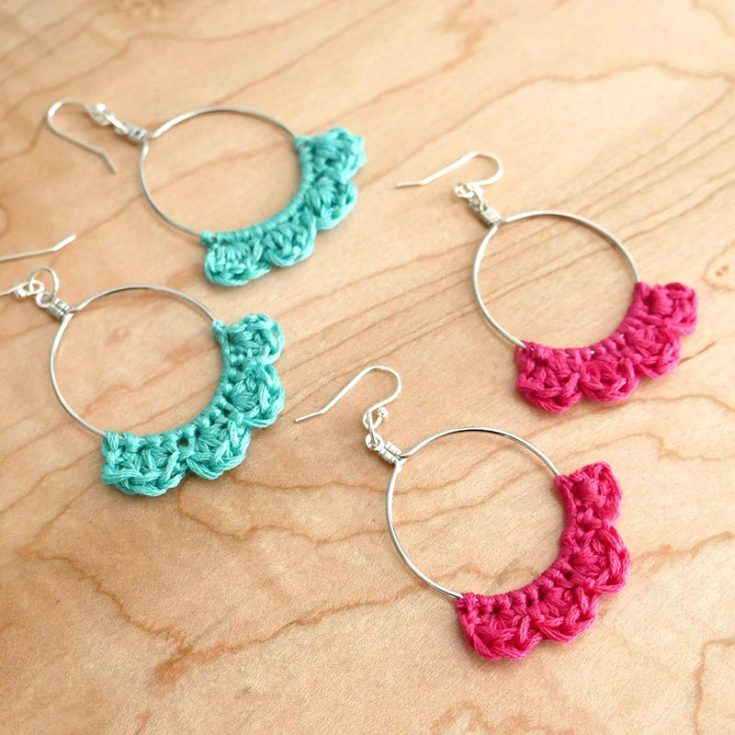 The Caribbean Wave Hoop Earrings are beautiful and easy to make. The scallops are crocheted right onto the earring hoop in just two rows, and you're done!