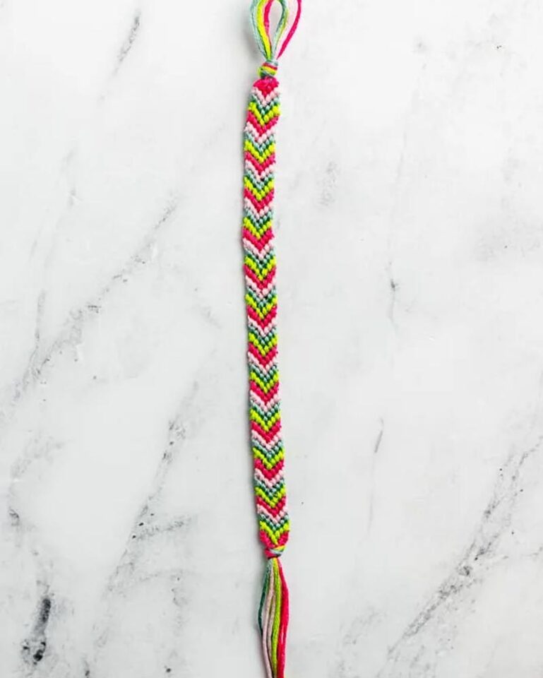 31 Friendship Bracelet Patterns For Besties • Made From Yarn