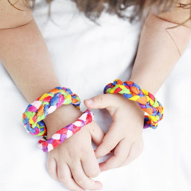 You've come to the right place if you are wondering how to make friendship bracelets with paper. Follow the step-by-step instructions, gather your bracelet-making supplies, including crepe paper streamers, and begin crafting. This design is super easy to make, and if you already have experience in braiding, this pattern is just what you need to strengthen the bond between your friends.