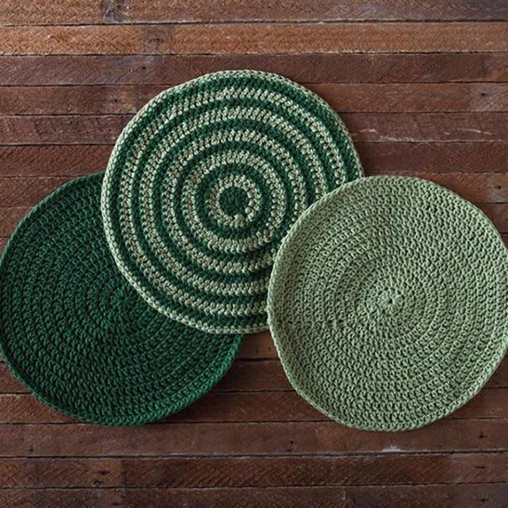 This beginner-friendly pattern uses only&nbsp;basic crochet stitches to create beautiful orbits. It's a level up from granny squares but still doable! Three sizes are included in the pattern, so be sure to have fun and alternate between colors for a variety of dishcloths!