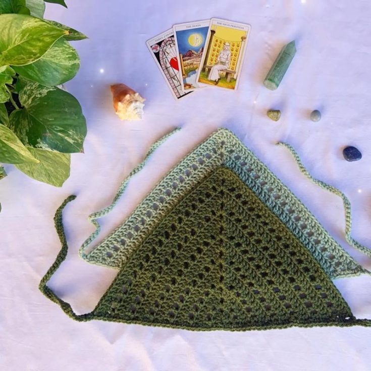Follow along with this fun, bright, and creative YouTube video tutorial to crochet a spring-worthy bandana. It's a super easy pattern that is catered for beginners.