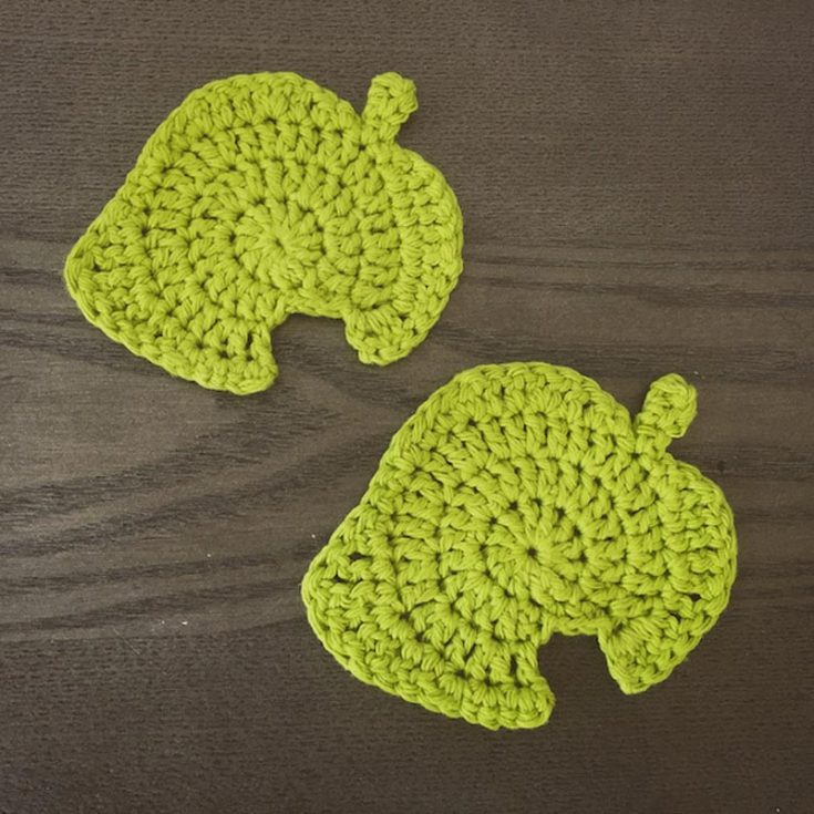 Are you obsessed with animal crossing? Well, learn how to crochet the in-game Nook leaves and turn them into beautiful coasters! Isn't it so cute?