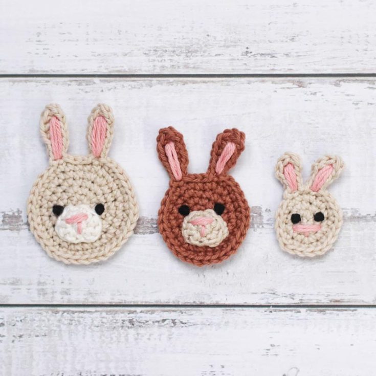 Have fun crocheting these three sizes of rabbit crochet appliques. They come in small (4cm), medium (6.5cm) and large (7.5cm). Make a few of them, and you'll have a happy little bunny family with complimentary carrots to complete the set.