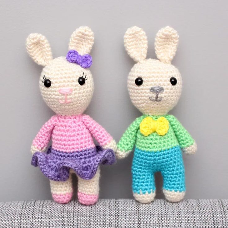 This mini bunny amigurumi pattern includes ample opportunities for personalization. Add a little bow and some glasses, and crochet an outfit. It'll make a wonderful present for any little boy or girl. This mini bunny is 7" tall from the bottom of the feet to the top of the ears.