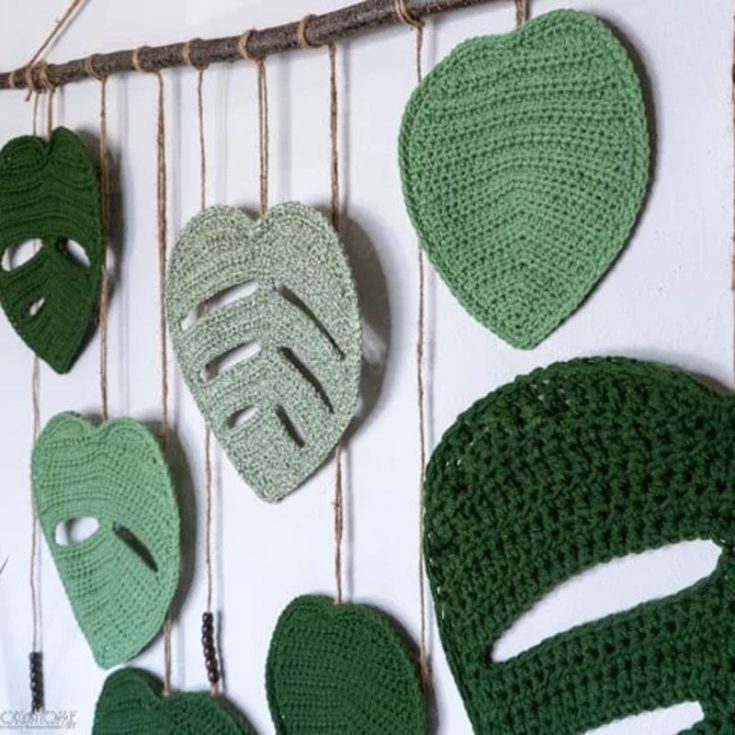 Create a refreshing and lively&nbsp;boho Monstera leaf wall hanging to place as the centerpiece of your home. Four different leaf patterns are included: a smaller solid leaf, a leaf with two fenestrations, a leaf with three fenestrations, and a leaf with six fenestrations.