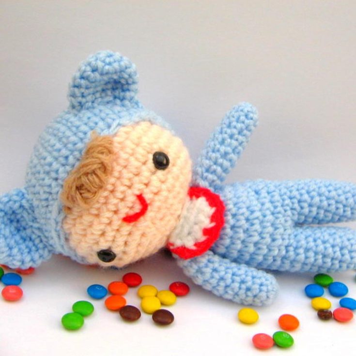 This baby doll would make a great gift for expecting parents or parents with newborns! It makes for a beautiful baby shower gift idea as well. Learn how to crochet this design by clicking the link below! Also, this baby doll is about 4-5" tall.