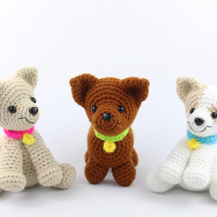 Chihuahuas are iconic, feisty little beings whose barks are usually louder than their bites! Learn how to make this big personality but small-sized puppy that is beginner-friendly! It has two types of bodies to choose from, one standing on all fours or one with its front paws in the front while sitting on its bum!