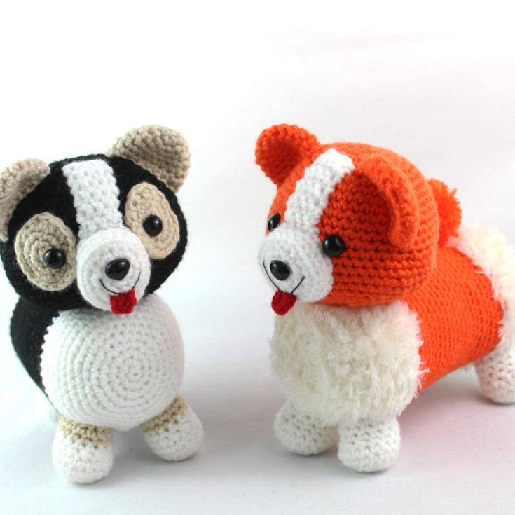 Do you like how Corgi's just waddle and sit on the ground with their short legs? Well, you'd love this cute, realistic Corgi dog crochet pattern! This design's instructions are pretty straightforward to follow, too!