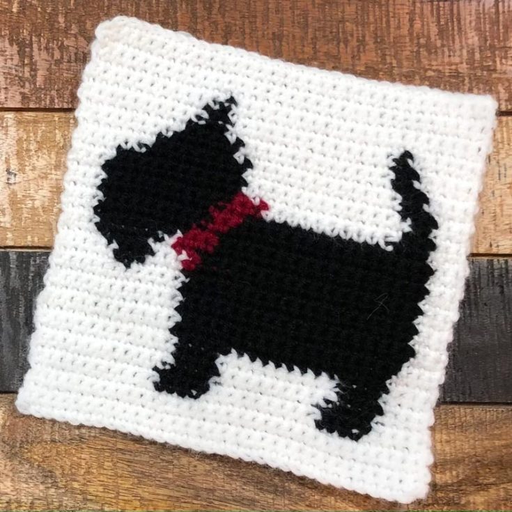 Don&rsquo;t you love how adorable this Scottie blanket is? It&rsquo;s an 8&rdquo; x 8&rdquo; applique that can be attached to a blanket design of your choice! Filled with written instructions, this pattern is made with only single crochet stitches, and the design is dedicated to beginners.