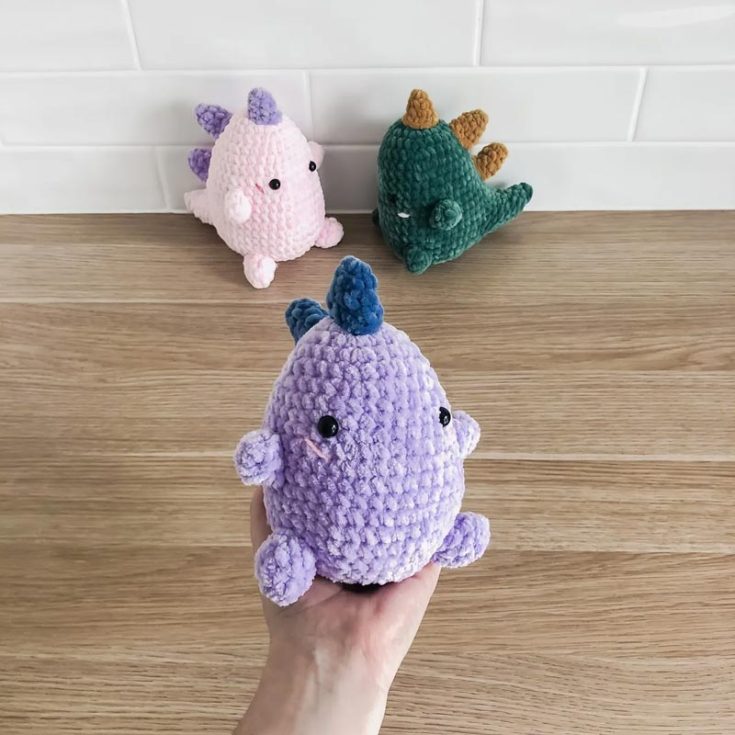 Check out this super chonky dinosaur crochet design! It's so fluffy and adorable! This pattern offers written instructions and a video tutorial to help guide you in making your rendition of this lovely creature.