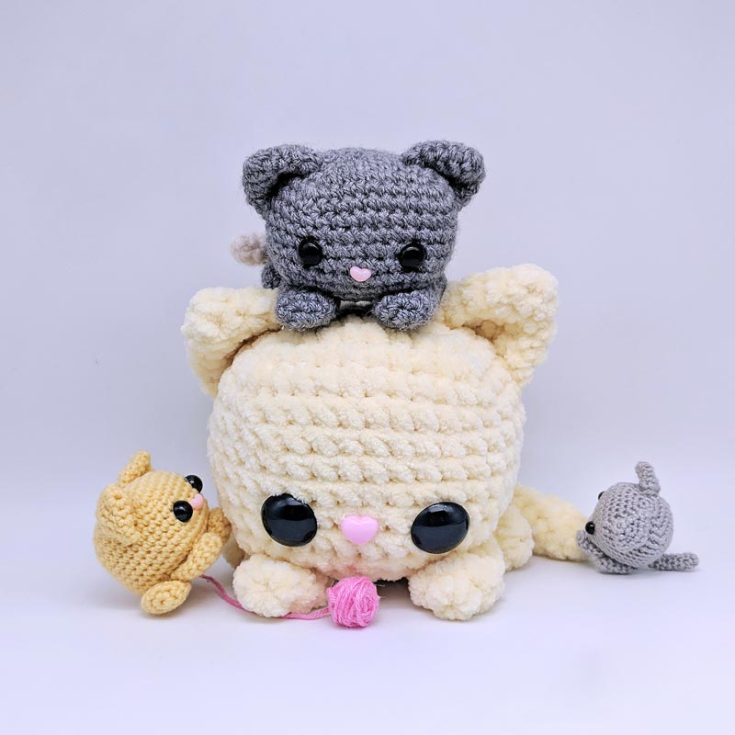Try out this super easy and fun cube kitty amigurumi plushie! Don&rsquo;t just make one; make a few for your friends, family, and your little ones. It&rsquo;s very straightforward to crochet because it was designed to be as simple as possible, perfect for beginners. It also comes in four sizes, each with its instructions.&nbsp;