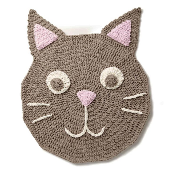 Learn how to make this lovely, cozy crochet cat rug pattern that can cover the empty spaces in your house nicely. Or even add more personality to your home!