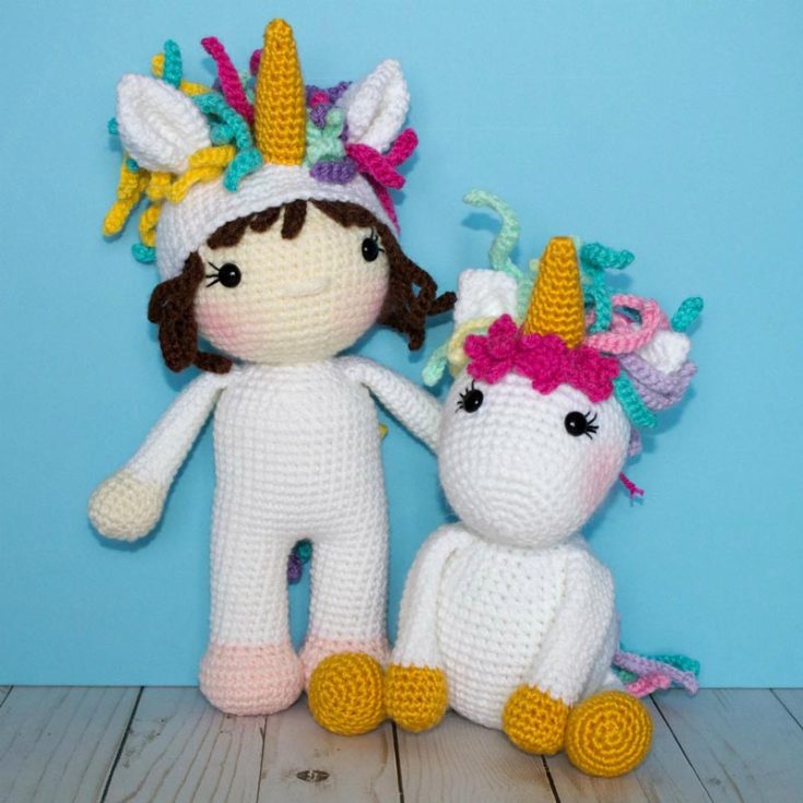 Remember when we used to adore the idea of unicorns growing up? If you still do, then this pattern is just right for you! Learn to make this for yourself, your friends, or your little tots through this simple written pattern. Wanda is about 9" tall.