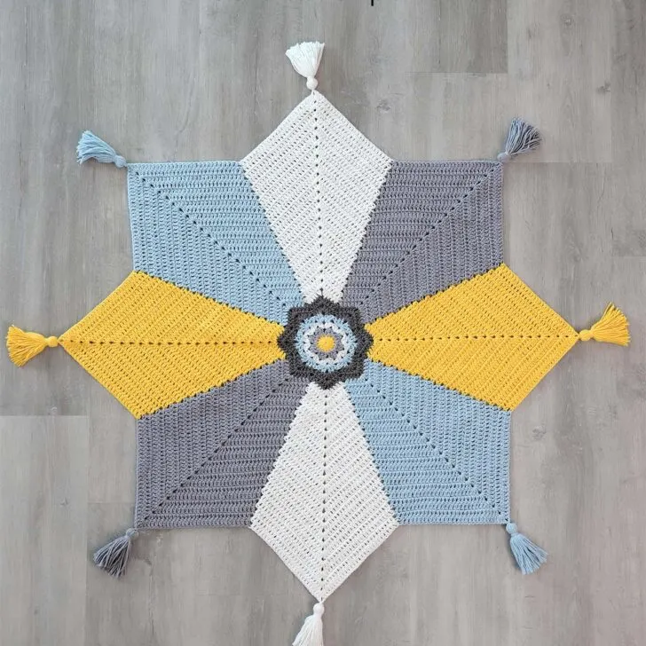Tassel Star Blanket Crochet Pattern