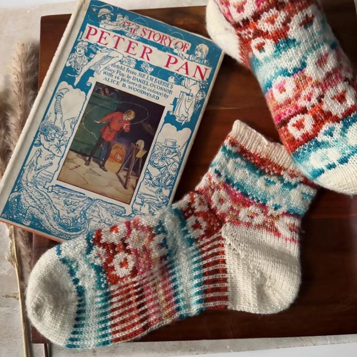 The Les Moutons de Biscotte pattern translates to Biscotte's Sheep in French. This design is an advanced-level unisex design with easy-to-follow instructions. It works from the toes up with a short-row heel and involves a stranded colorwork technique.&nbsp;Try it out!