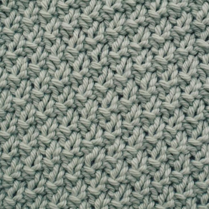 Let&rsquo;s get into the 4-row repeat knitting stitches. The Moss Stitch stitching pattern also goes by American and Irish Moss Stitch. This gorgeous textured design consists of alternating knit and purl stitches. It&rsquo;s reversible and lays flat.