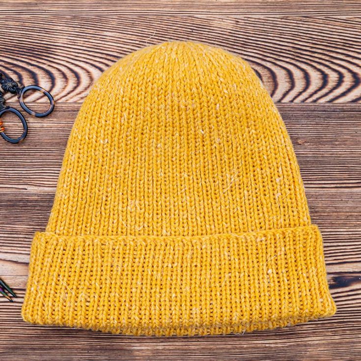 If you&rsquo;re looking for a simple and beginner-friendly beanie for the man of your life, you must give this project a shot! It features a great color palette, and all you need is a little bit of patience. It&rsquo;s soft, has a lovely texture, and is in size M, measuring approximately 22.8&rdquo; in circumference x 12.2 in height.