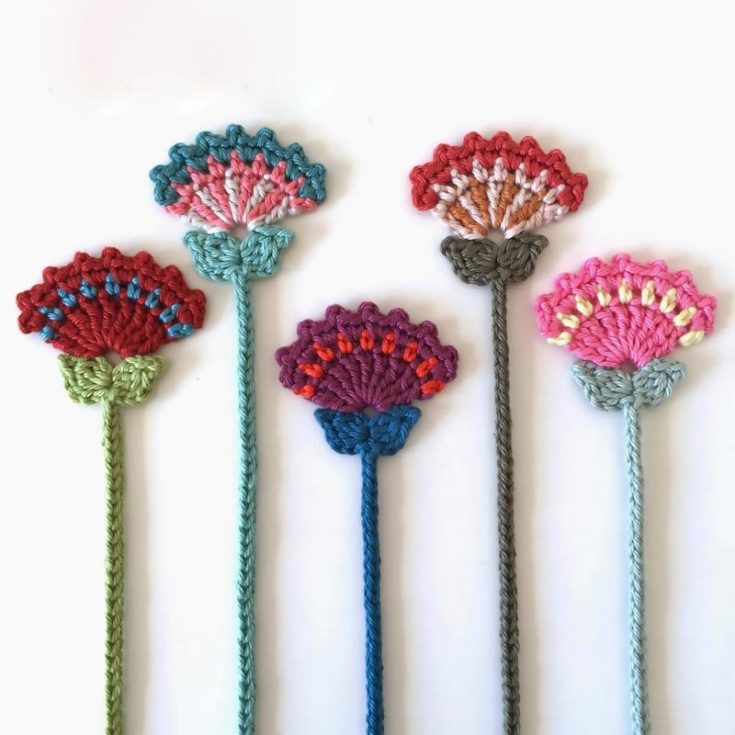 Here is another option for flower lovers! This bookmarker is reminiscent of an Egyptian lotus and will make your books stand out amongst the rest! This is an avid beginner/intermediate-level pattern.
