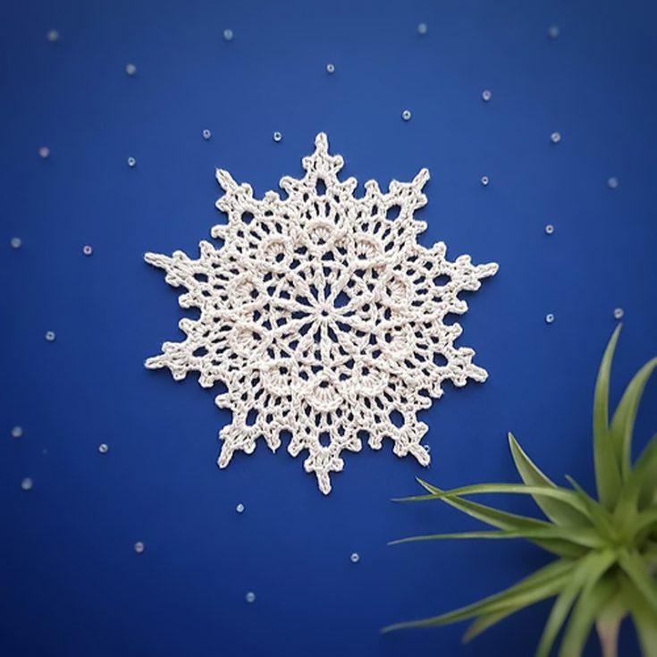 This tutorial includes a written pattern and a chart to teach you how to make this round textured snowflake &ldquo;Ariel&rdquo;, this snowflake is based on Ariel motif pattern. It is a little more complicated so it's more suitable for intermediate level crocheters.