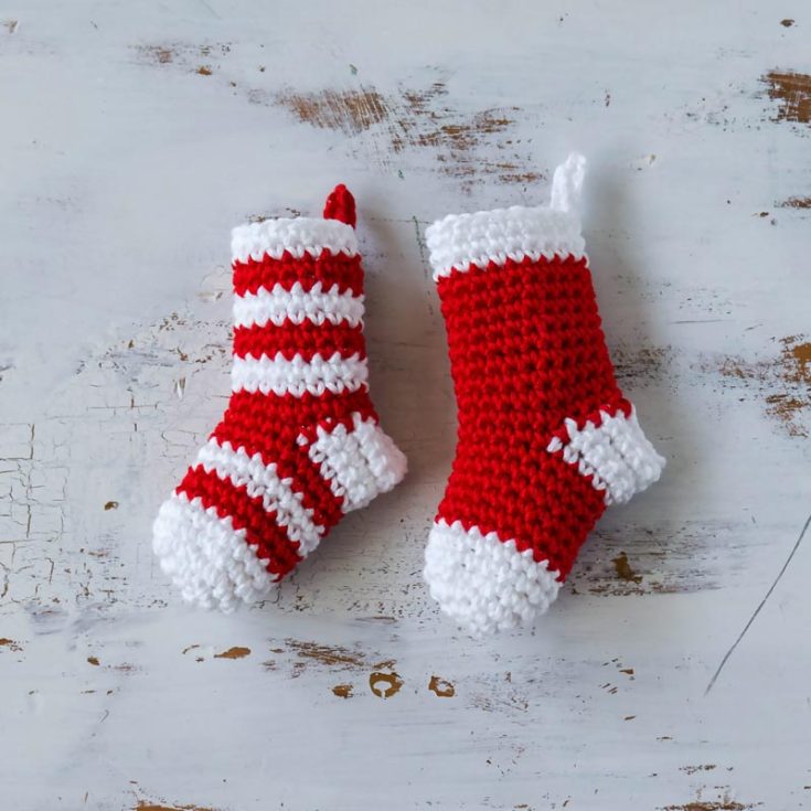 These miniature stockings would look so cute above the fireplace or on your tree! Add different details and use different colors to match it to the rest of your Christmas decor.