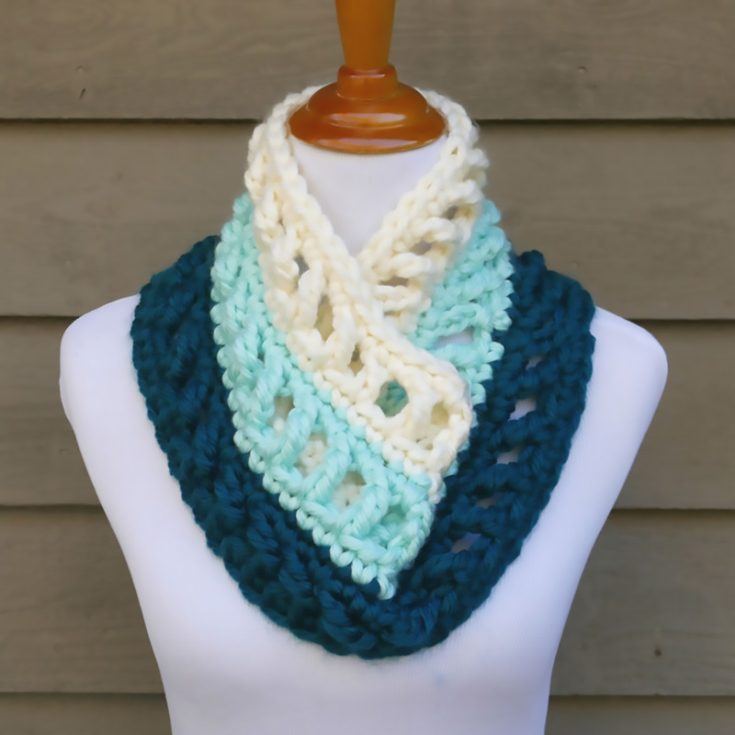 Make this ombre cowl with varying shades of your favorite color palette to create a beautiful gradient effect. This design is bulky, comfy, and lightning fast to work up!