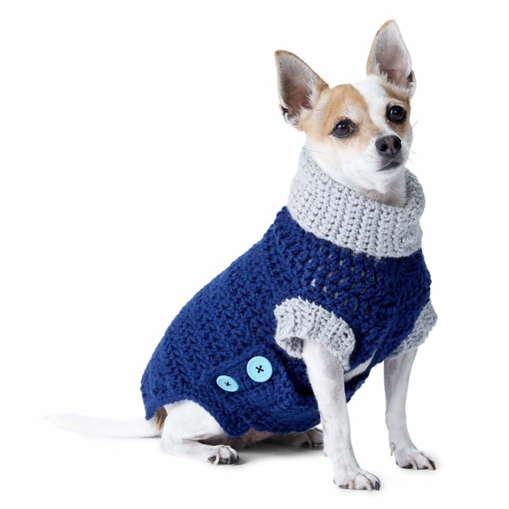 This simple double crochet piece is accented by a mock-rib "snood" style collar that can be worn either folded or fully extended, depending on what the weather calls for! It is so versatile and perfect for avid beginners.