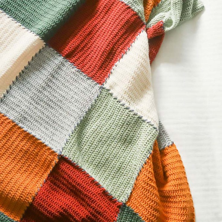 A beginner-friendly, patterned blanket that&rsquo;s as fun as it is customizable! Let your creativity run wild with endless color combinations and make it truly your own