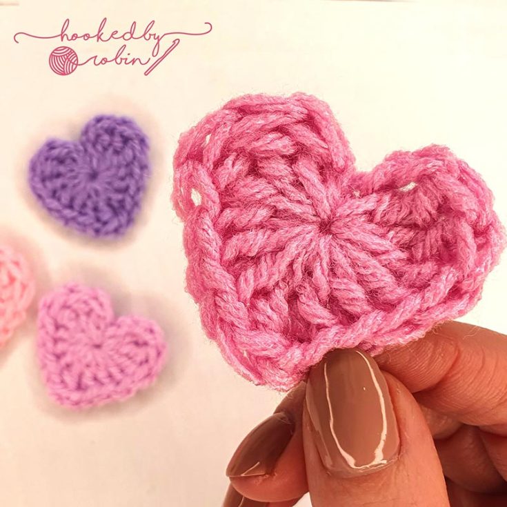 Need a super-fast heart? This simple, small crochet applique is another pattern perfect for Valentine&rsquo;s Day projects or as a charming gift topper.